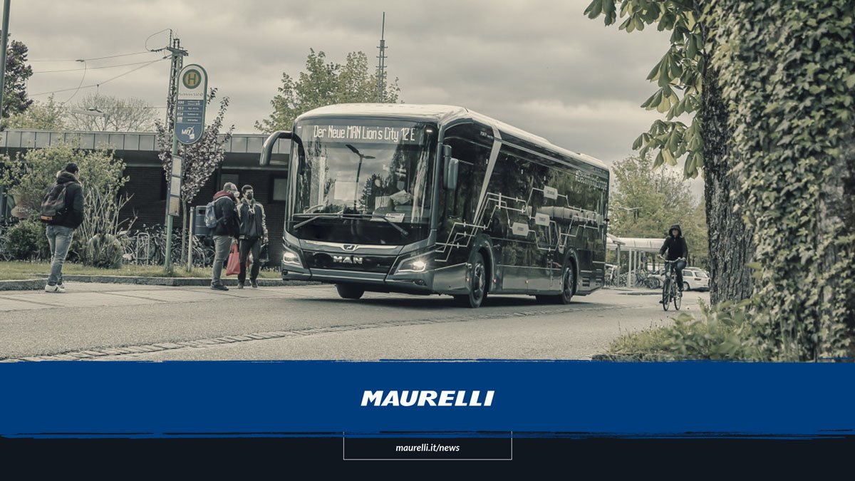 Sicurezza dei veicoli di emergenza e degli scuolabus: avvisi in tempo reale per prevenire le collisioni grazie alla collaborazione tra Audi e Navistar