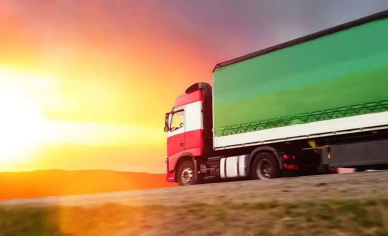 camion che viaggia con molto caldo